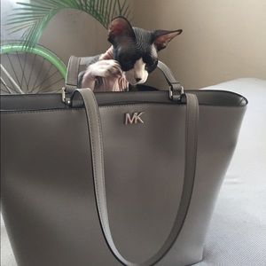 BRAND NEW MK GRAY PURSE